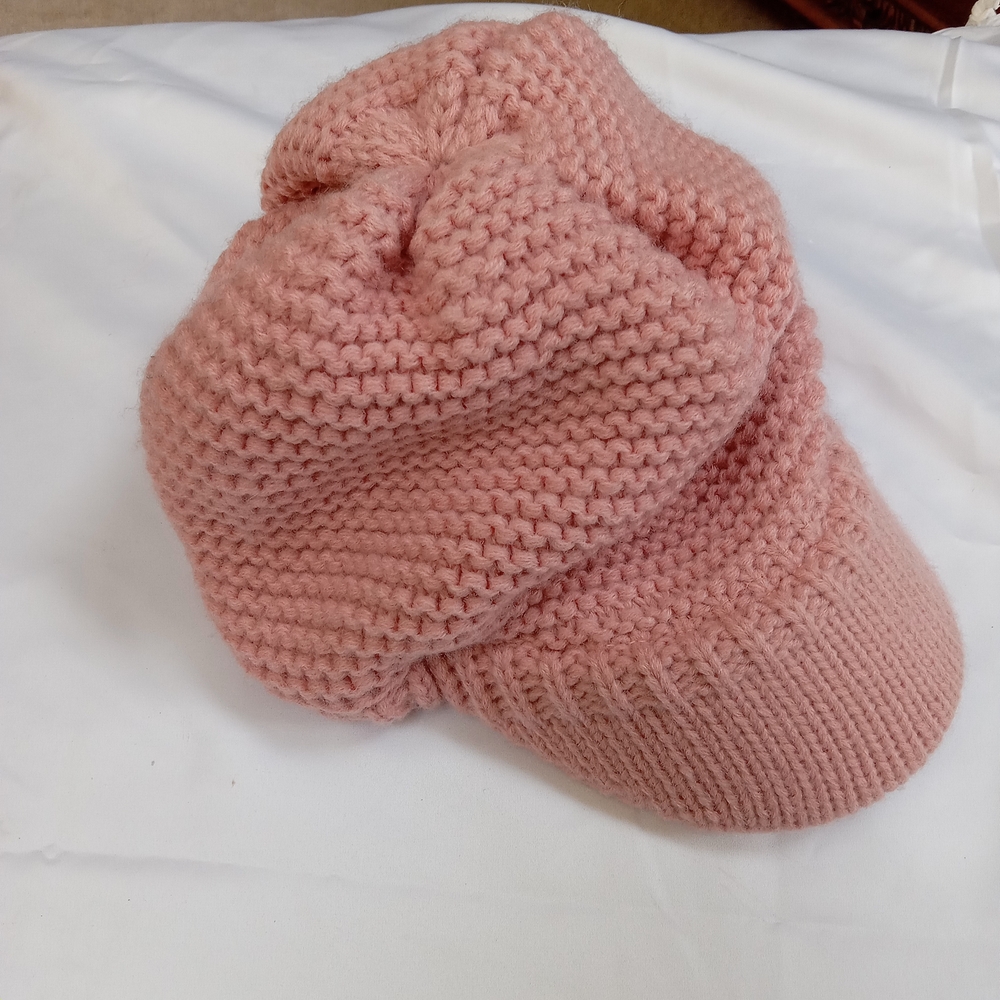 Dusty Rose Newsboy Knit Cap